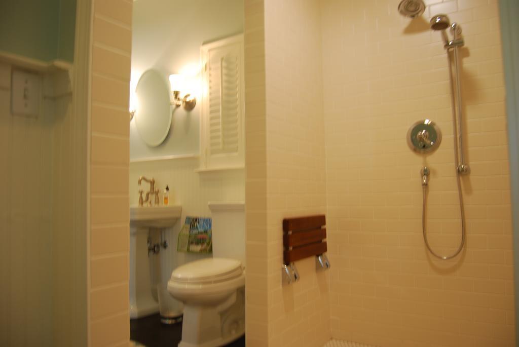 The Cottage Bed & Breakfast In Decatur Ga Exterior photo